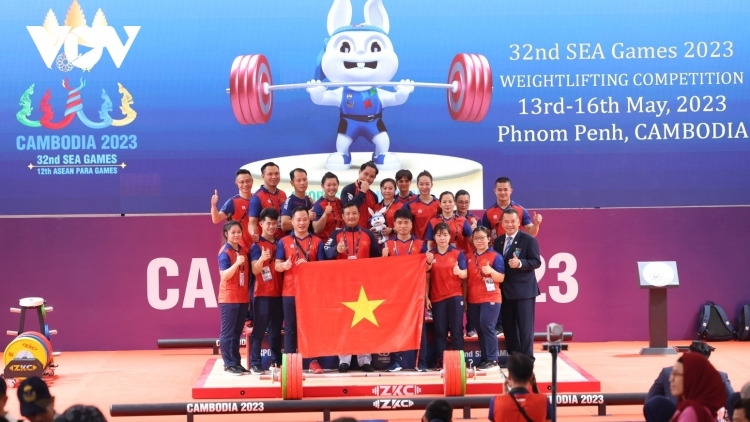 Vietnam tops SEA Games 32 medal tally overall